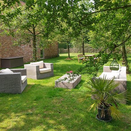 The Two Oaks - Private Garden For Guests Villa Hertsberge Eksteriør billede